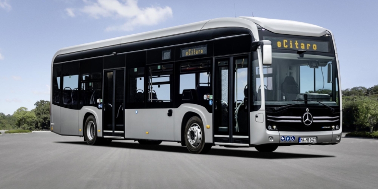 Daimler Buses abre su centro de servicio número 100 para clientes de eCitaro
