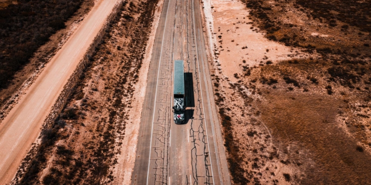 Torc Robotics da nuevos pasos en la validación de camiones autónomos