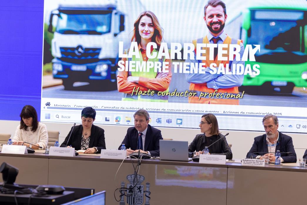 Así es la campaña de Transportes para incorporar más conductores