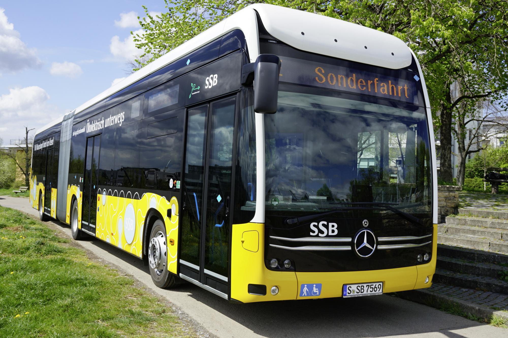 Mercedes-Benz entrega 10 autobuses eCitaro G a la ciudad de Stuttgart
