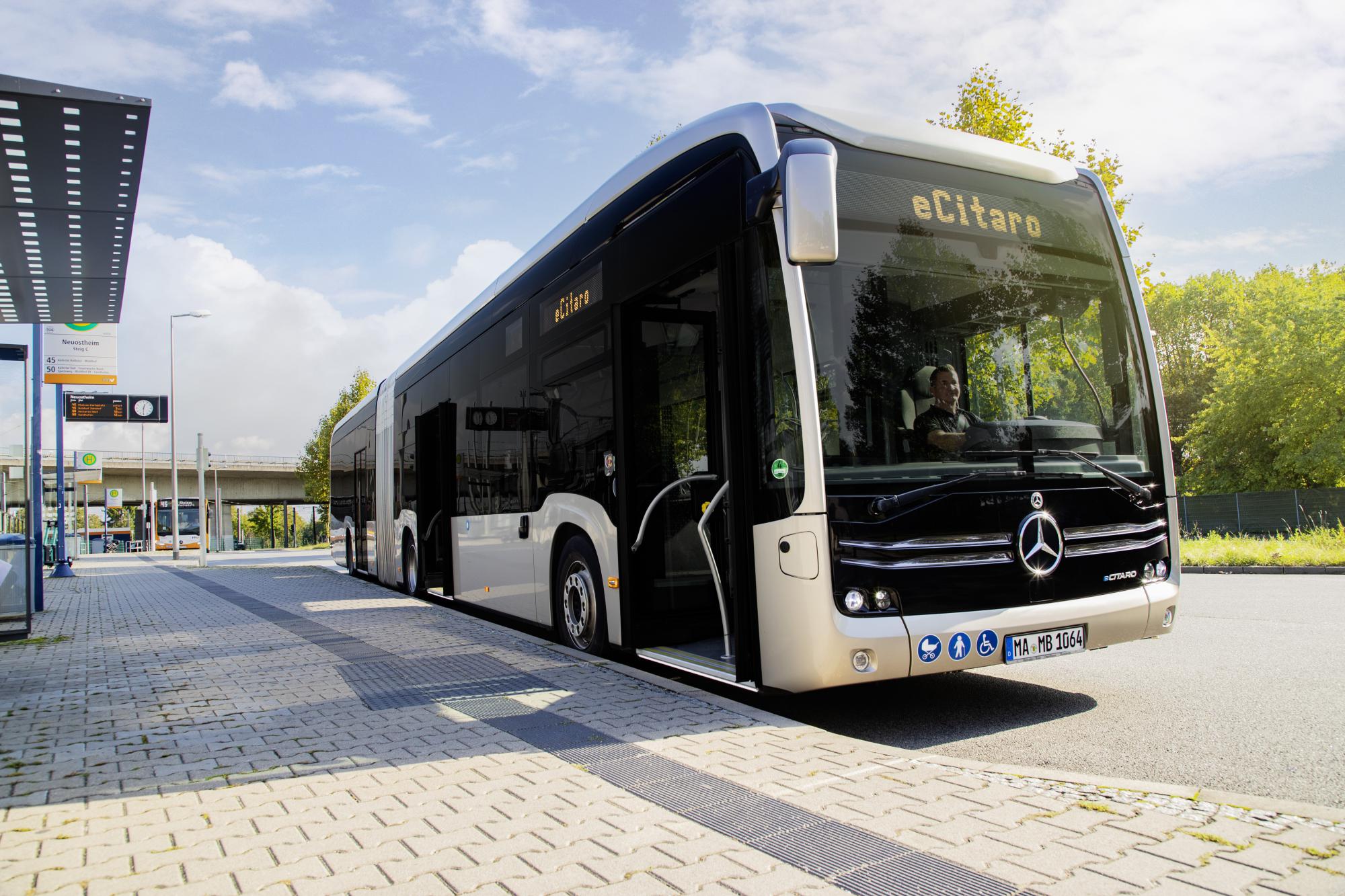 Daimler Buses quiere fomentar el crecimiento con servicios electrónicos