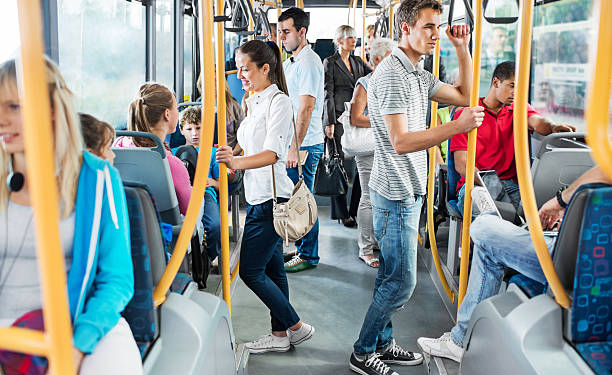 Sumar solicita la extensión a 2025 de las ayudas al transporte público