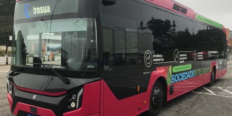 El Nelec de Castrosua atraviesa fronteras y océanos