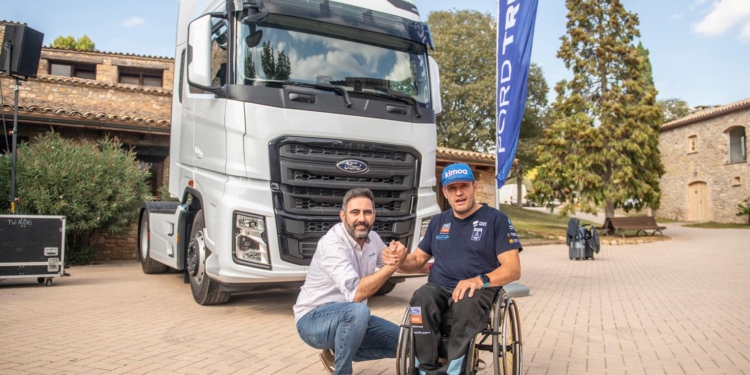 Alberto Llovera ‘renueva’ con Ford Trucks y espera ir al Dakar