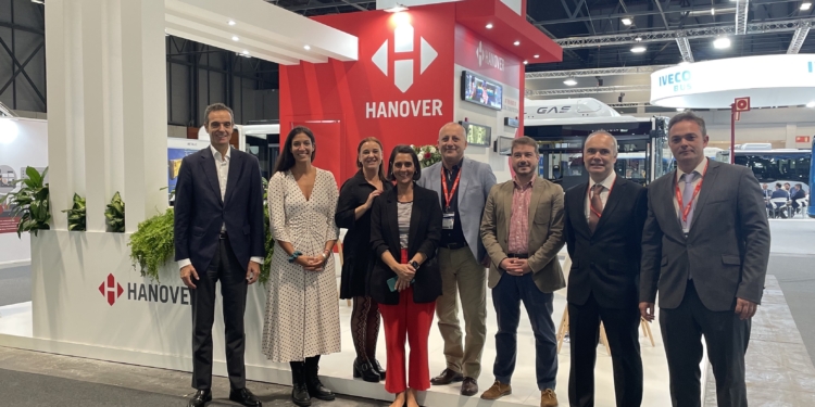 Hanover Displays renueva acuerdo con Confebus en la FIAA 2022