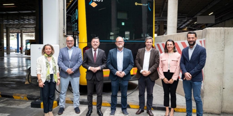 Guaguas Municipales pone en marcha nuevos puntos de recarga