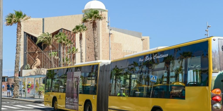 Guaguas Municipales transforma el Alfredo Kraus en un gran nodo de transporte