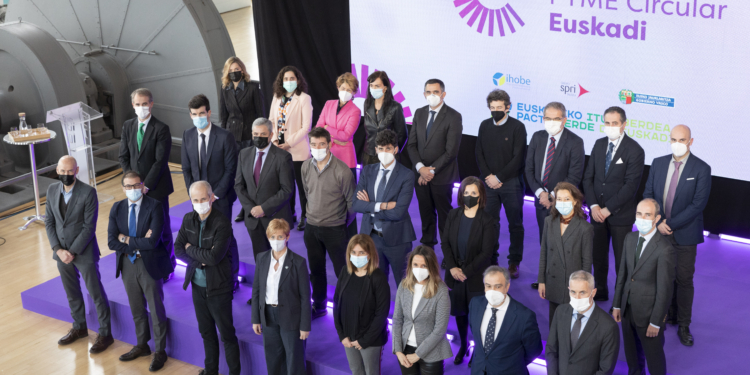 Euskadi desarrollará una herramienta de medición de la huella de carbono