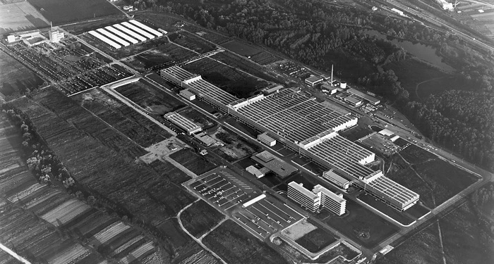 Mercedes celebra en su planta de Wörth el sextuagésimo año de aniversario