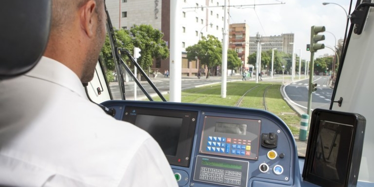 Sevilla tramita 23,8 millones de fondos Next Generation para el Tranvibús