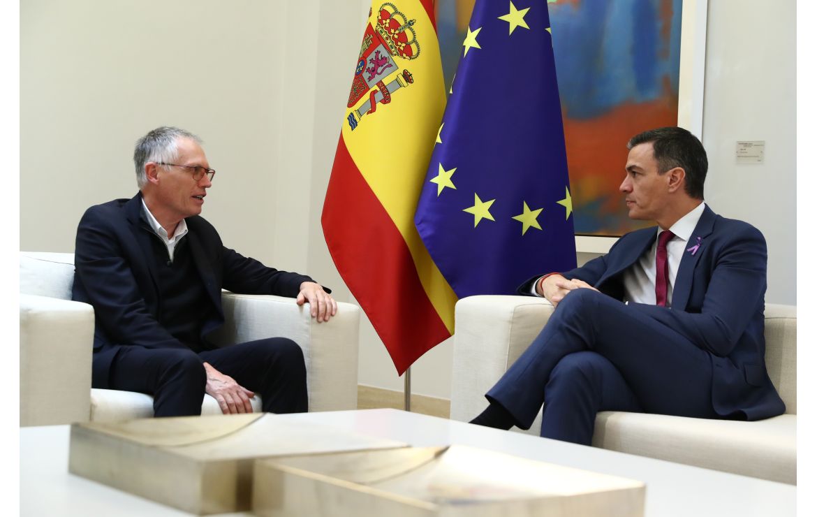 Carlos Tavares, CEO de Stellantis, se reúne con Pedro Sánchez sobre el futuro