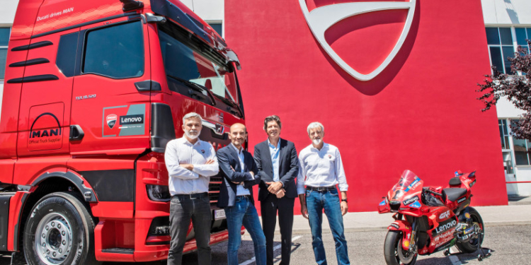 Cuatro MAN TGX para el equipo oficial Ducati Lenovo en MotoGP