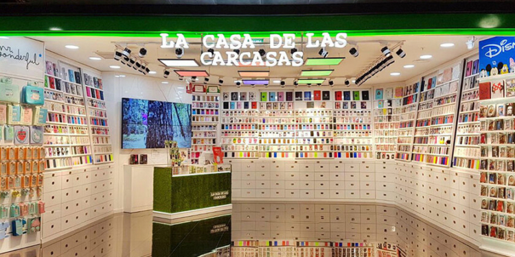 La Casa de las Carcasas y Glovo juntos con envíos express