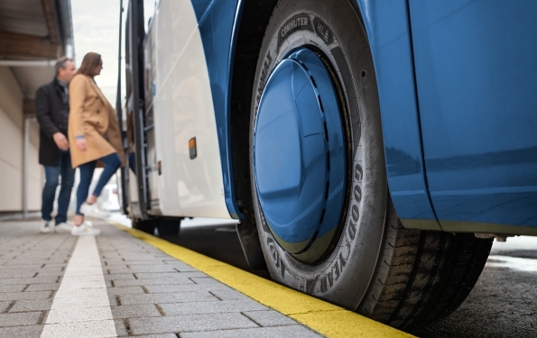 Goodyear premia a sus clientes de furgonetas con cheques carburante