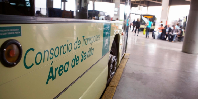 Andalucía afronta la renovación del mapa concesional de sus líneas de bus