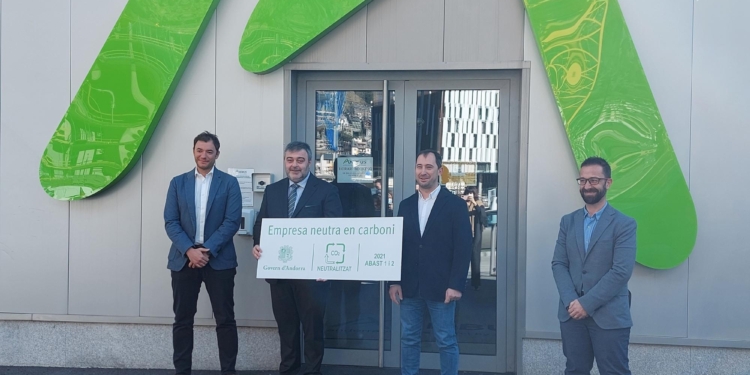 Andbus, primera empresa de transporte neutra en carbono de Andorra