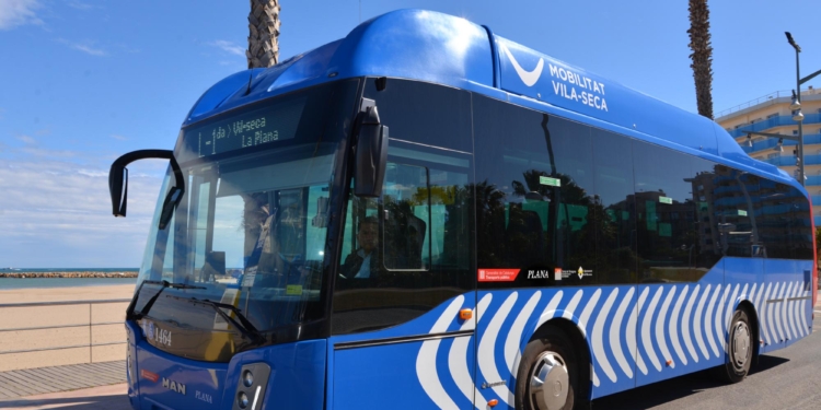 El autobús de Vila-seca reduce la contaminación acústica en un 50%