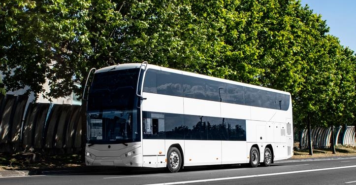 Movilidad eléctrica y primicia del doble piso con Unvi