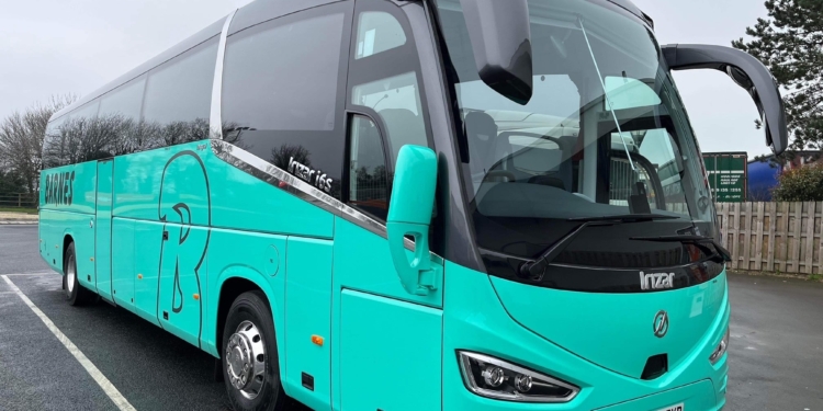 Barnes Coaches incorpora un nuevo miembro a su flota, un Irizar i6S integral