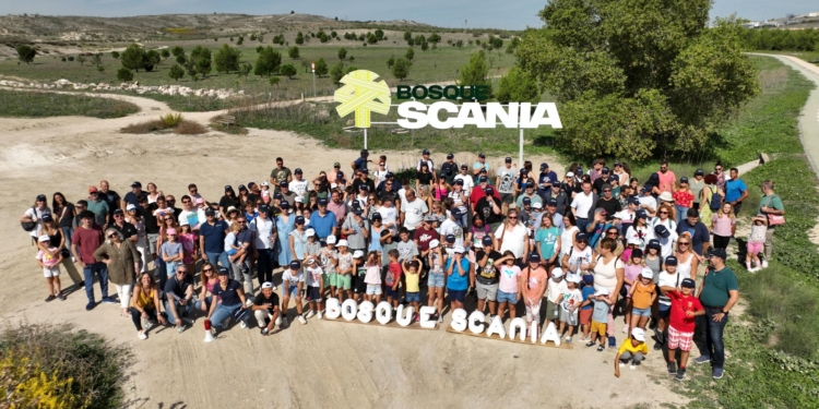 El Bosque Scania cumple 10 años de historia con 221 árboles más