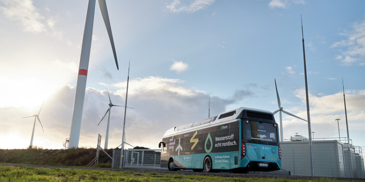 Toyota, CaetanoBus y Gp Joule se unen por la movilidad sostenible