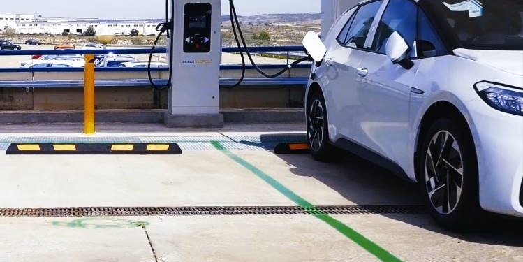 Bergé Gefco instala estaciones de carga eléctrica en sus centros logísticos