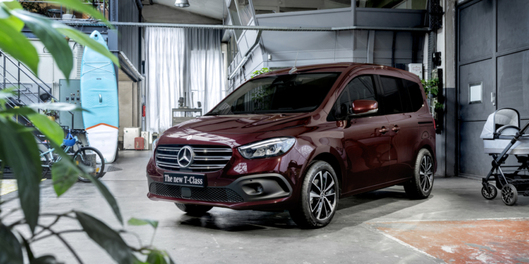 Mercedes amplía su gama de vehículos familiares con el nuevo Clase T