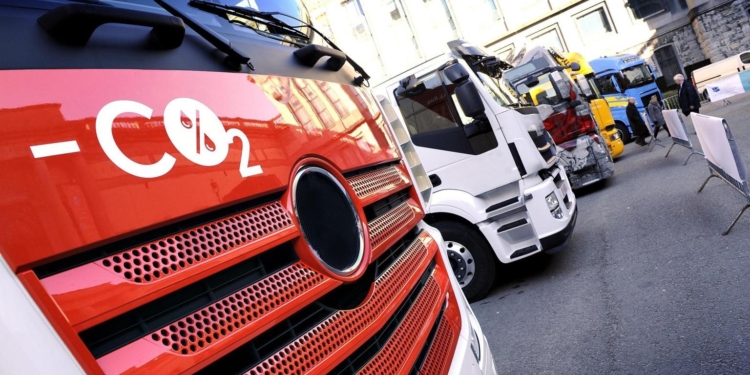 ‘Los objetivos de reducción de CO2 no pueden lograrse solo con los fabricantes’