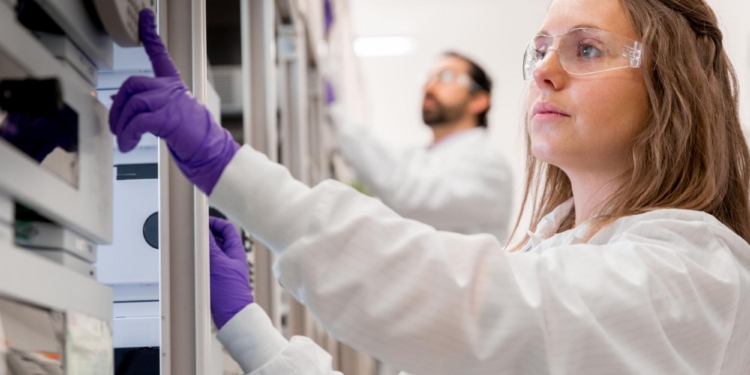 DHL y Thermo Fisher marcan el camino hacia la sostenibilidad