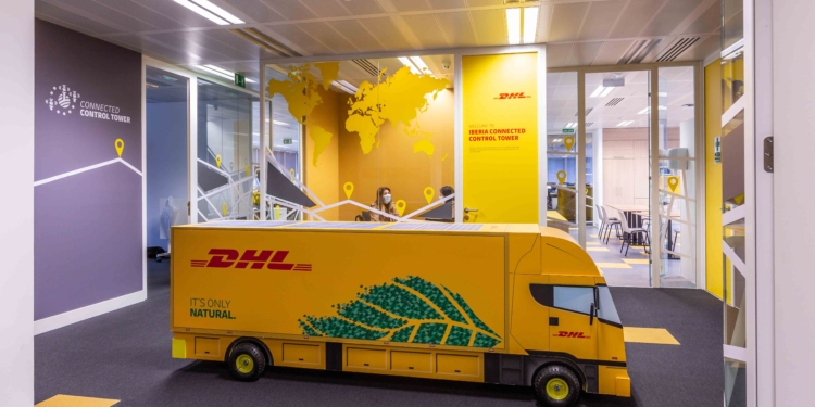 La Connected Control Tower de DHL en Madrid celebra aniversario
