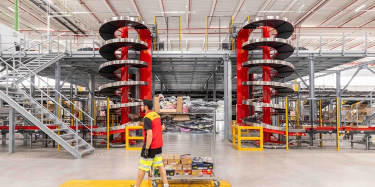 Zalando proporciona una capacidad de más de 3,6 millones de artículos al año