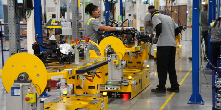 Sesé se consolida en EEUU con una capacidad de ensamblaje de 325.000 vehículos al año