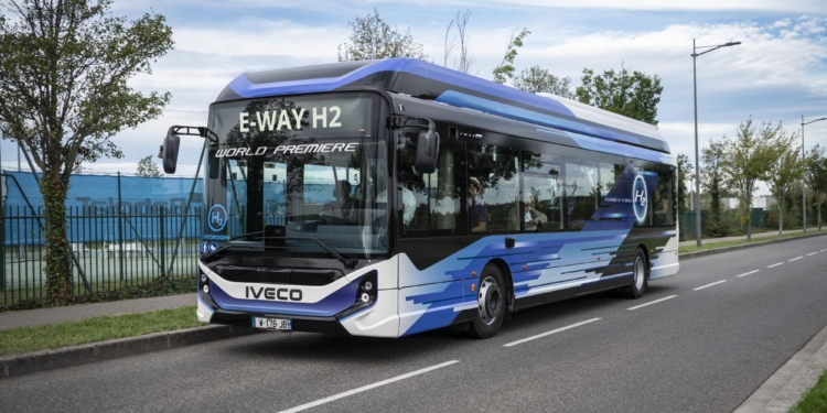 Iveco Bus E-Way H2, elegido mejor ‘Vehículo propulsado por hidrógeno’