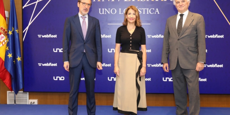 La ministra de Transportes preside el 10º aniversario de UNO
