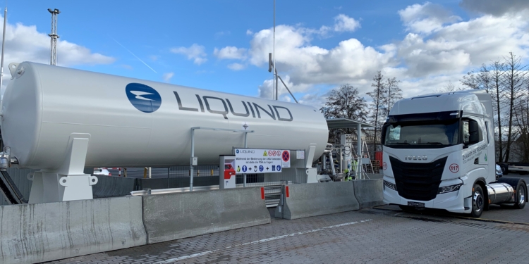 Hostelería de España: comida gratis en gasolineras