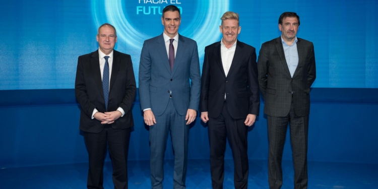 El Foro Anfac coincide: la electrificación es una oportunidad para España