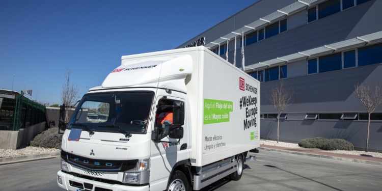 ‘Contamos con una amplia gama en 3,5 tn, incluyendo el eCanter’