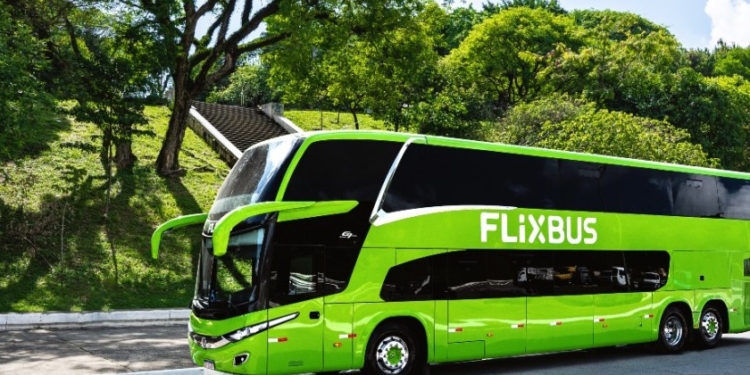 Flixbus firma cuatro contratos de colaboración con empresas españolas