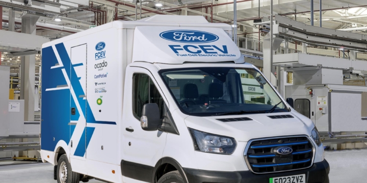 Ford se plantea testar el potencial del hidrógeno a fondo durante tres años