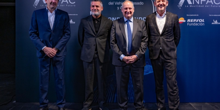 A falta de un nuevo Moves, el Gobierno anuncia otro Perte VEC