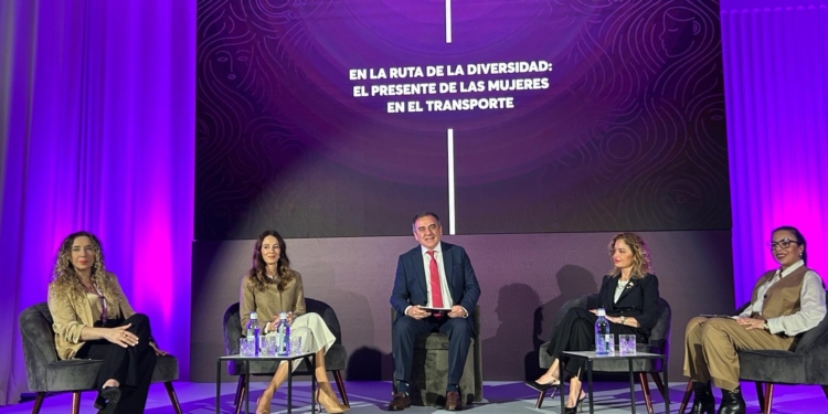 Astic pide medidas para promover la paridad en el Sector