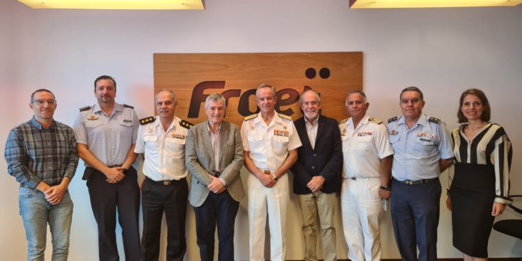 Froet y Defensa juntos por la formación de personal militar