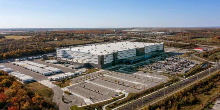 Adaptar naves logísticas: el desafío de la eficiencia energética