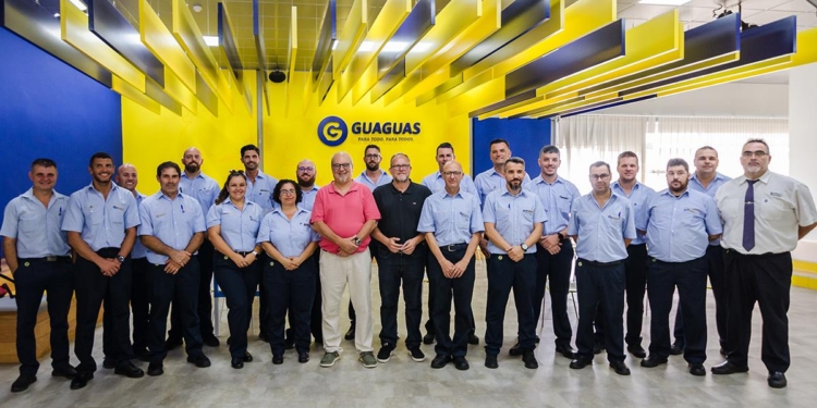 Guaguas Municipales consolida su plantilla con 35 nuevos profesionales