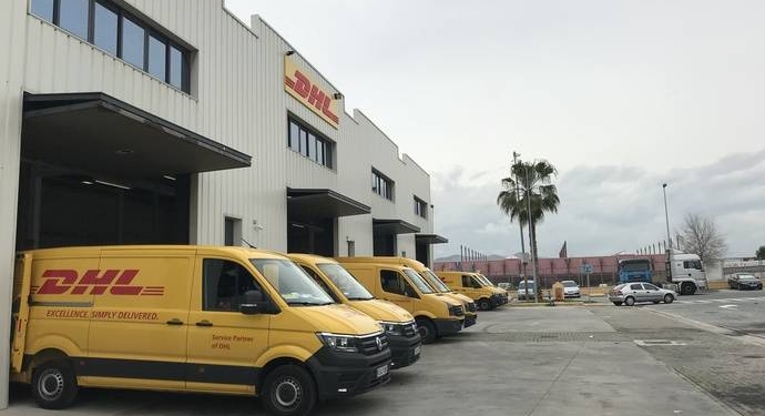 DHL Express anuncia una subida de sus precios para 2024