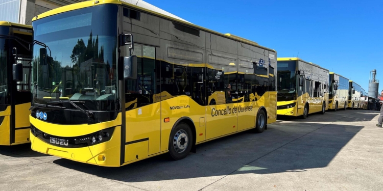 Ourense adquiere 15 midibuses NovoCiti Life fabricados por Isuzu