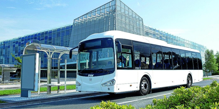 Irizar espera un segundo semestre en el que se inicie la recuperación