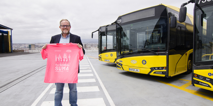 Transporte gratuito para las participantes de la marea rosa de la Carrera de la Mujer