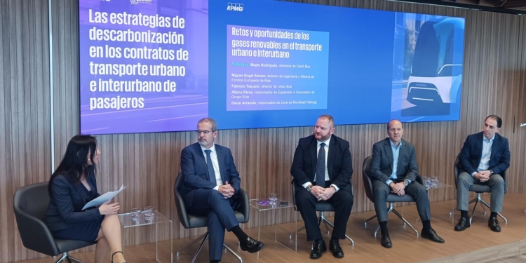 Retos, barreras y oportunidades para descarbonizar el Sector