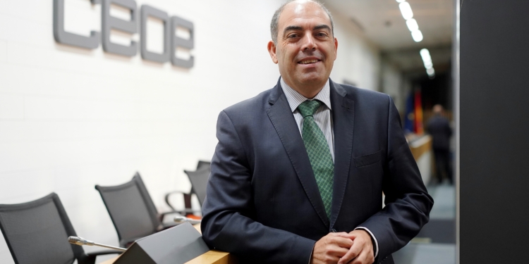 Preacuerdo con el Gobierno para prorrogar la prestación por cese de actividad